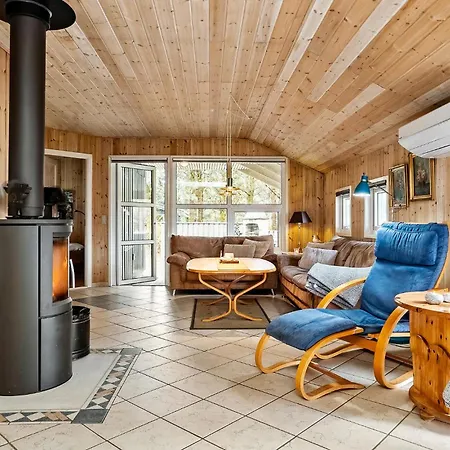 Stunning In With Sauna Nyaraló *