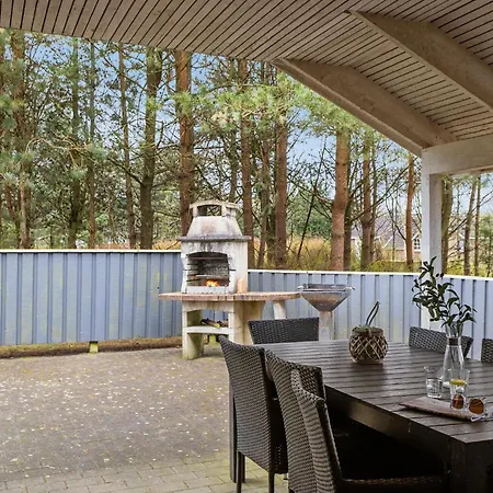 Semesterbostad Stunning In With Sauna Oksbøl