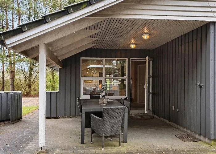 Nyaraló Stunning In With Sauna *